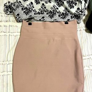 (3 for $18) Blush Pink Form Fitting Pencil Skirt